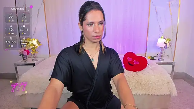 TylerBloom online show from June 10, 5:13 pm