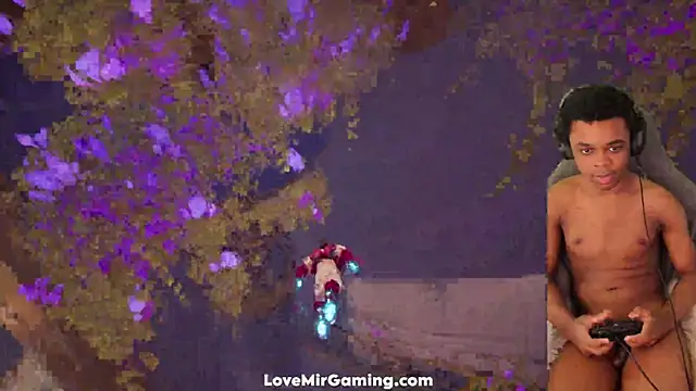 Snapshot of lovemirgaming chatting on September 23, 9:25 pm lovemirgaming online show from September 23, 9:25 pm