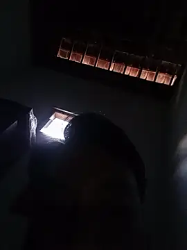 Itsmeannzzz online show from March 22, 5:01 am