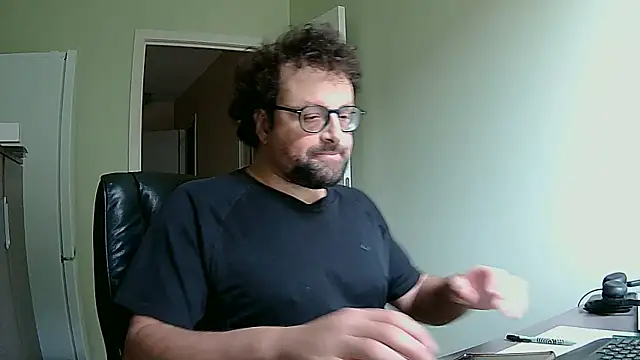 littlehairyman online show from October 3, 8:08 am