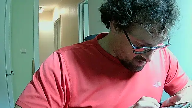 littlehairyman online show from October 18, 10:09 am