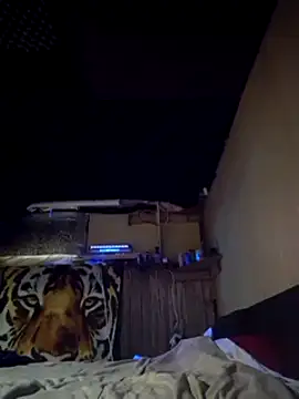 hesjustafriend online show from January 10, 9:31 pm