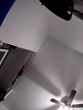 jayjay198080 online show from November 12, 9:15 am