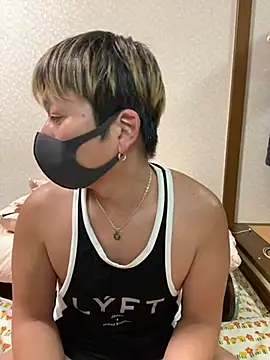 K0718 online show from February 7, 1:32 pm