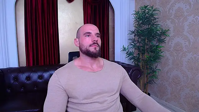 AdamJamesonn online show from September 11, 5:17 am