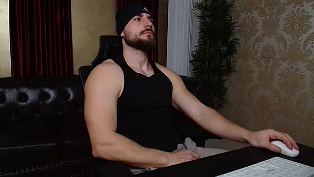 AdamJamesonn online show from January 17, 6:36 am