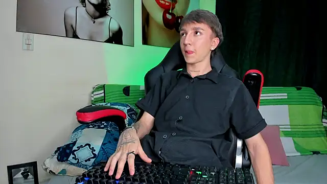 jeremy salvatore online show from January 20, 6:21 am