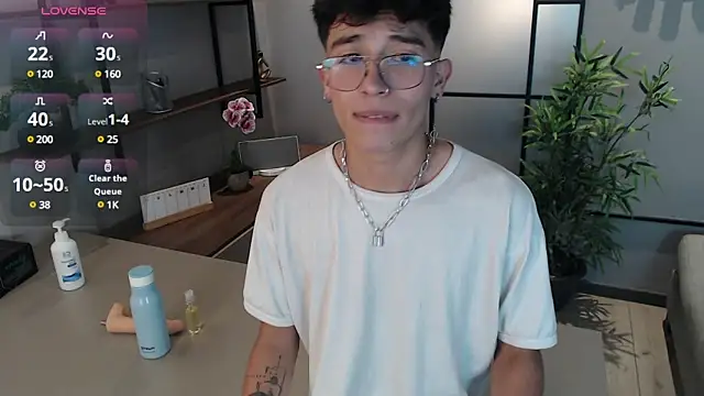 tim  fox online show from February 26, 7:58 pm