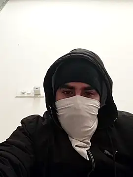 13lusty online show from January 10, 5:26 am