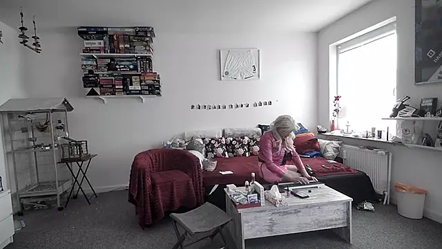 CDHannahSub online show from June 25, 6:29 am