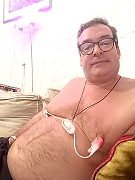 Snapshot of MountJohnXL chatting on September 15, 10:44 pm MountJohnXL online show from September 15, 10:44 pm