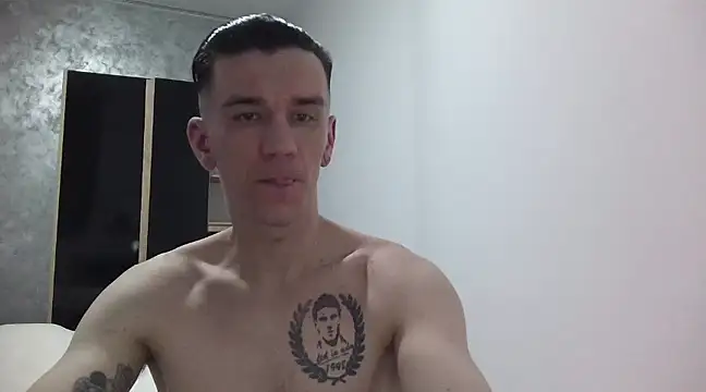 Snapshot of NathanNate0410 chatting on January 20, 9:11 pm NathanNate0410 online show from January 20, 9:11 pm