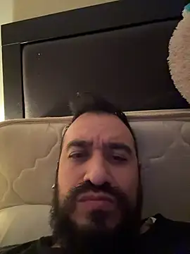 leonardohot1987 online show from November 8, 4:59 am