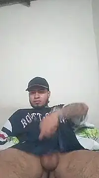 Snapshot of Danger27 chatting on February 13, 4:11 am Danger27 online show from February 13, 4:11 am