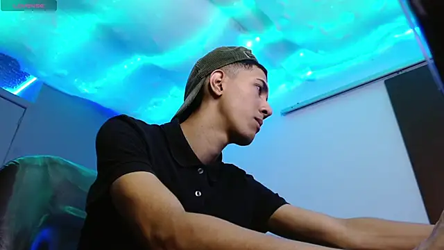 HarolddXL online show from January 25, 12:58 pm