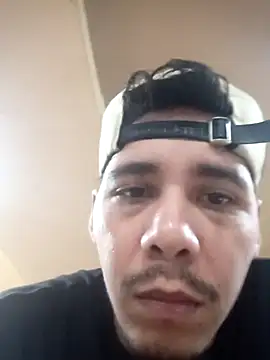 Maguito02 online show from October 8, 1:15 pm