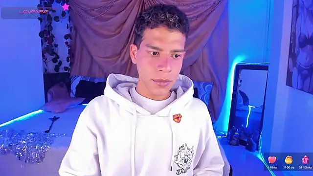 Ethan Boyy online show from November 8, 10:46 pm