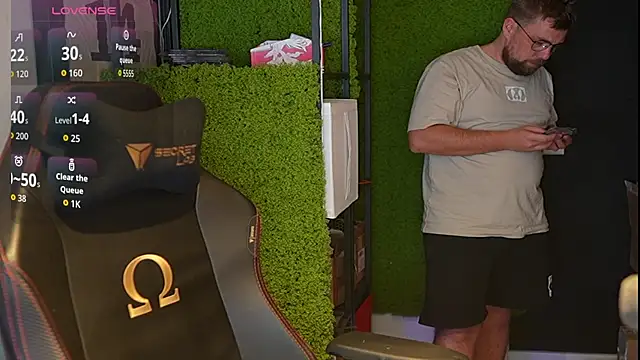 justinitt online show from September 22, 8:30 pm