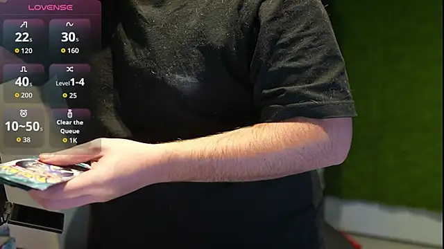 justinitt online show from November 22, 8:19 pm