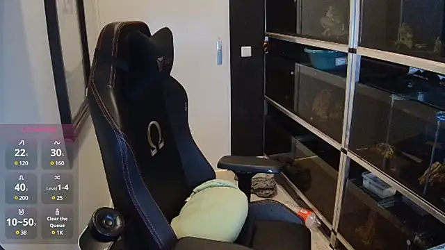 justinitt online show from February 19, 7:06 am