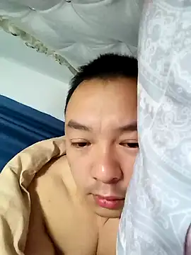 Snapshot of swg176 chatting on January 17, 11:55 pm swg176 online show from January 17, 11:55 pm