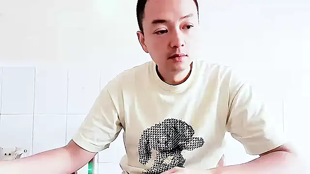 Snapshot of swg176 chatting on September 30, 2:40 am swg176 online show from September 30, 2:40 am