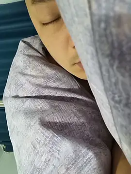 Snapshot of swg176 chatting on March 15, 1:41 am swg176 online show from March 15, 1:41 am