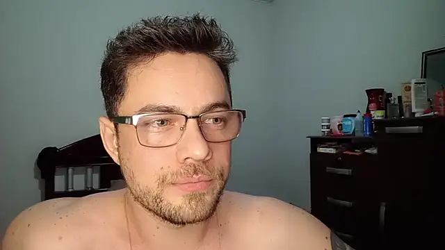 Dyllan   online show from June 16, 1:08 am