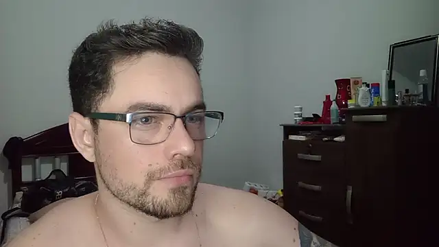 Dyllan   online show from June 23, 1:32 am
