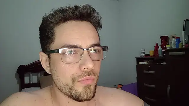 Dyllan   online show from June 24, 1:41 am
