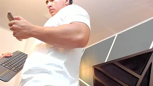 Brad Summer online show from February 8, 5:18 pm