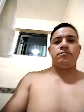 Snapshot of Josejotacamargo chatting on January 17, 9:06 am Josejotacamargo online show from January 17, 9:06 am