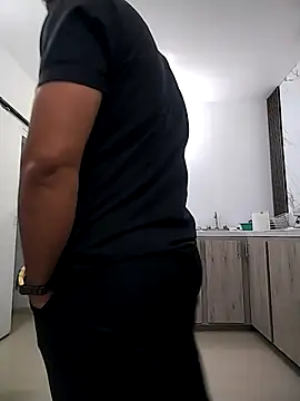 Snapshot of Josejotacamargo chatting on October 21, 11:35 am Josejotacamargo online show from October 21, 11:35 am