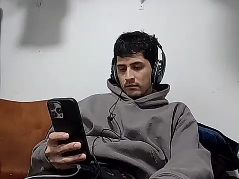 PerroDemonioHot online show from January 19, 3:53 am