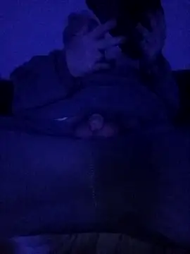 Snapshot of Paolo7619 chatting on October 21, 2:14 am Paolo7619 online show from October 21, 2:14 am