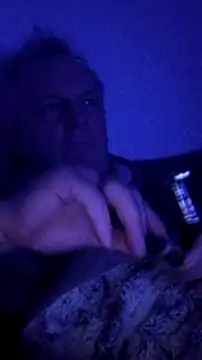 Snapshot of Paolo7619 chatting on February 10, 12:19 am Paolo7619 online show from February 10, 12:19 am