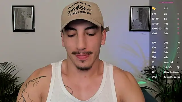 dylanspencer28 online show from March 17, 11:24 pm