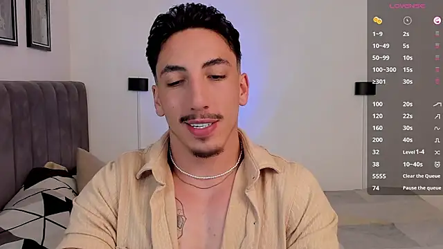 dylanspencer28 online show from February 23, 7:14 pm