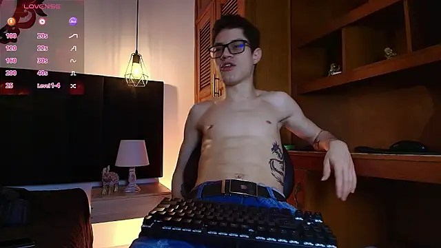 wolfandsky online show from March 18, 11:46 am