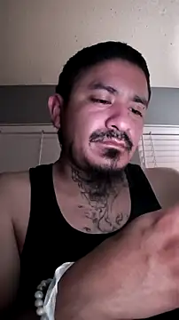 Snapshot of Burrrucecold00 chatting on February 23, 9:17 am Burrrucecold00 online show from February 23, 9:17 am