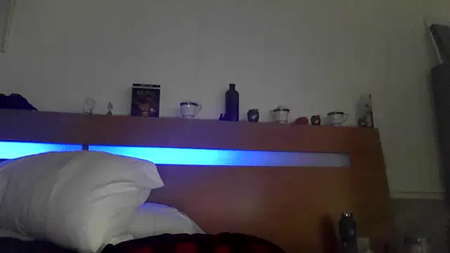 yourcourage1 online show from October 14, 2:40 am