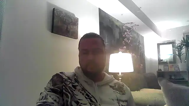 yourcourage1 online show from July 18, 2:18 am
