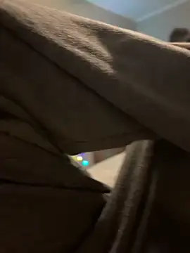 biggzee6 online show from April 28, 9:19 pm