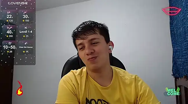 Snapshot of Alan_red chatting on February 19, 2:12 am Alan red online show from February 19, 2:12 am