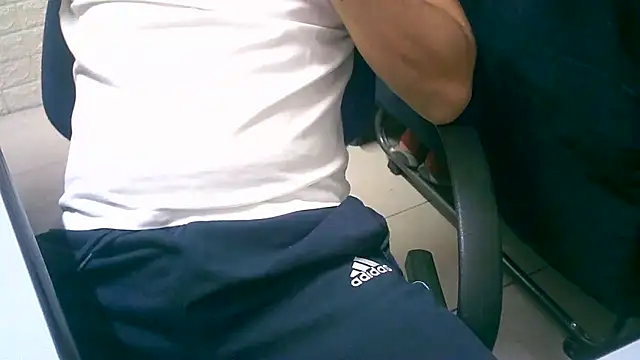 Greeneyes0820 online show from September 30, 8:40 am