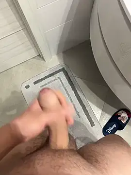 Greeneyes0820 online show from February 8, 10:40 pm