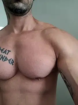 badbrown online show from March 6, 1:03 pm