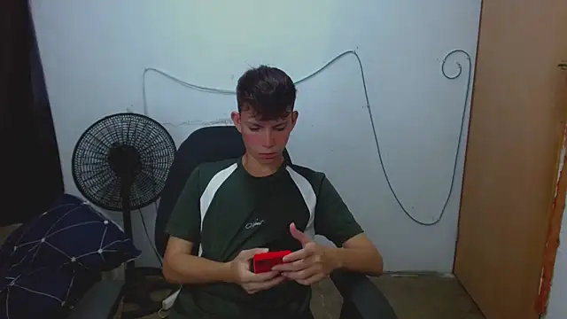 Alexxx lov online show from April 10, 12:23 pm