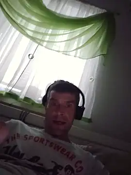 Schkodnik online show from June 3, 3:30 am