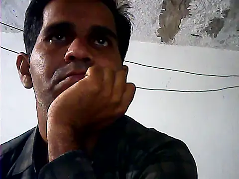 Snapshot of Nightservice27 chatting on October 21, 1:09 am Nightservice27 online show from October 21, 1:09 am